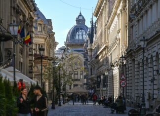 Conflict între motocicliști români și fani ucraineni în Centrul Vechi al Capitalei, gestionat de jandarmi