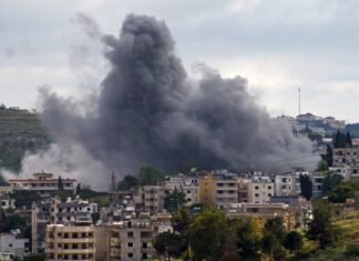 Atacurile aeriene israeliene în sudul Libanului provoacă 10 decese, inclusiv șase paramedici, în ciuda unui armistițiu fragil.
