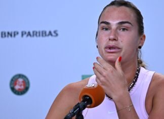 „Aryna Sabalenka sugerează că jucătorii ar putea boicota turneele pentru a-și proteja drepturile, subliniind importanța unei distribuții mai echitabile a veniturilor în WTA”