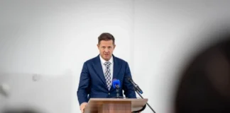 Preşedintele PNL Ilfov, Hubert Thuma, evidenţiază curajul Brătienilor în construirea instituţiilor şi demnitatea liderilor care prioritizează partidul în faţa intereselor personale.