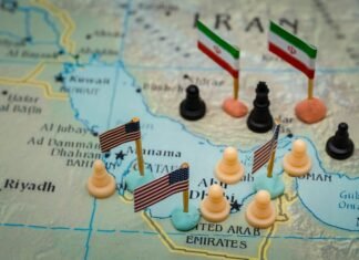 SUA și Iran discută despre deschiderea strâmtorii Ormuz la o lună după acordul de încetare a ostilităților: Iran va elimina minele pentru a permite navigația liberă.