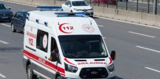 Șase turiști români răniți în Antalya, Turcia, după o coliziune între două microbuze