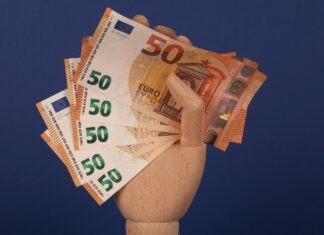 Banca Centrală Europeană: Șocul energetic din Orientul Mijlociu ar putea afecta inflația, creșterea economică și piețele financiare