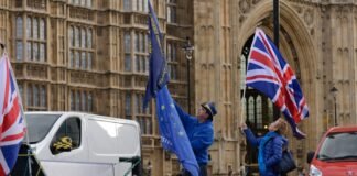 Revenirea Regatului Unit în Uniunea Europeană, denumită ‘Bre-entry’, câștigă susținere în politica britanică pe fondul nemulțumirilor generate de Brexit.