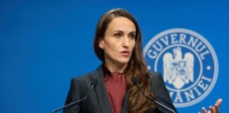 România, împreună cu SUA și UE, își păstrează diplomații în Ucraina, în ciuda amenințărilor din partea Rusiei.