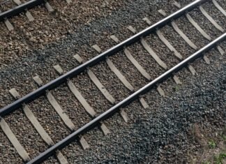 Sindicaliștii atrag atenția asupra unei „crize fără precedent” în sistemul feroviar românesc și solicită intervenția Guvernului