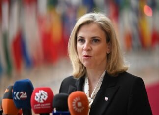 Diplomatul șef al Austriei și-a exprimat condoleanțele pentru atacul cu dronă al Rusiei asupra unei clădiri din Galați, reafirmând solidaritatea Uniunii Europene.