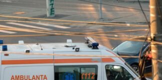 Incident grav într-o școală din Mangalia: Un elev de 13 ani spitalizat după ce a căzut de la primul etaj