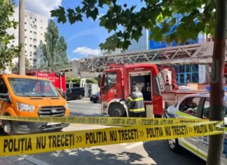 Scurgere de gaz semnificativă într-un bloc cu șase scări din București: Toți locatarii au fost evacuați, intervenție de urgență în desfășurare.