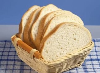 Incredibil! Ce se întâmplă în corpul tău dacă consumi pâine albă zilnic?