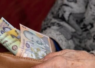 Când vor fi virate pensiile și alocațiile pe card în august 2026: Calendarul complet al plăților