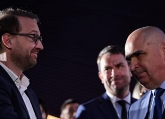 Întorsătură pe scena politică! PNL și USR, în pragul unei alianțe. Ce se petrece în spatele ușilor închise ale negocierilor